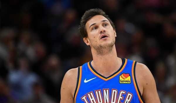 加里纳利3年6150万美元加盟<a href=/lanqiuquanbu/hawks/ target=_blank class=infotextkey>老鹰</a>